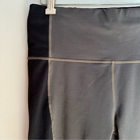 Athleta Spar Color Block leggings size medium - Picture 4 of 8